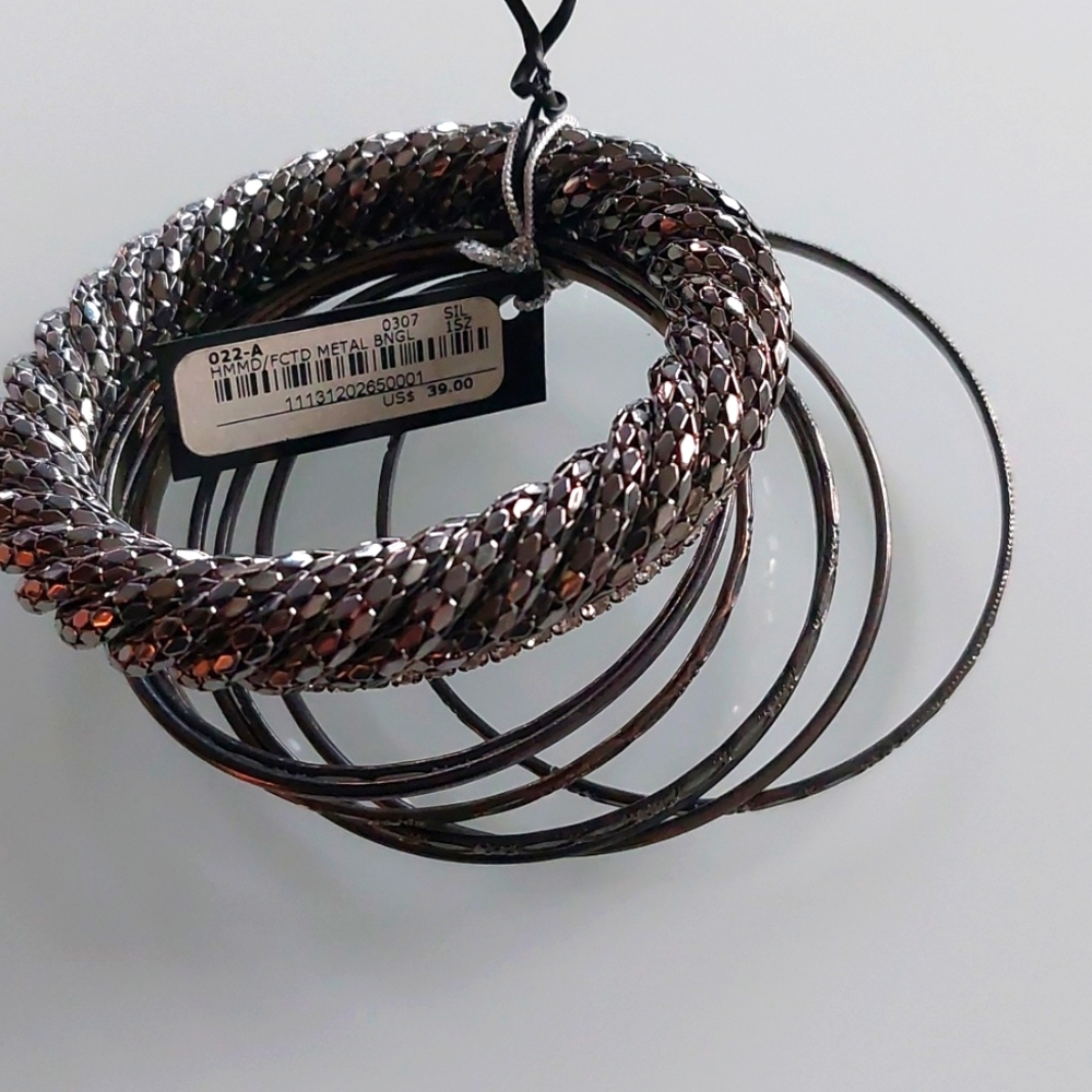 Bebe 9 piece vintage bangle bracelet set